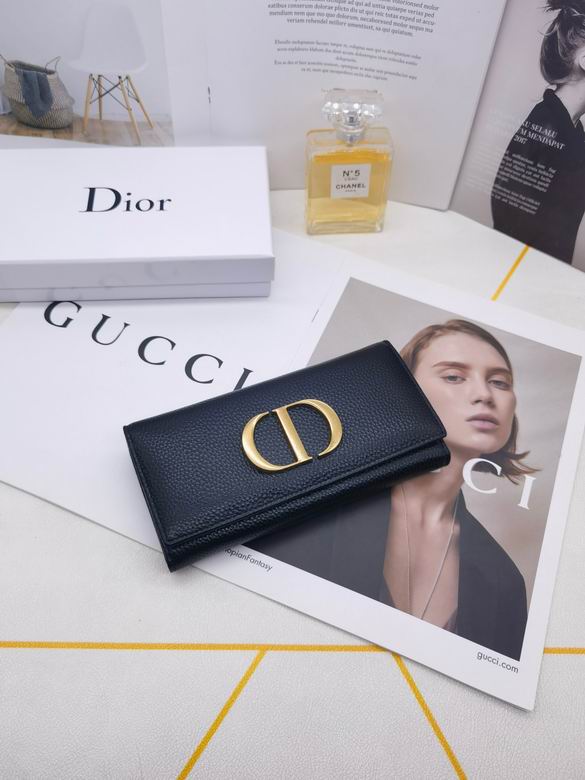 Dior Wallet ID:20260806-121